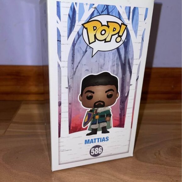 NWT DISNEY Mattias Frozen 2 Funko Pop action figure NEW IN BOX (box damaged) - Picture 10 of 10